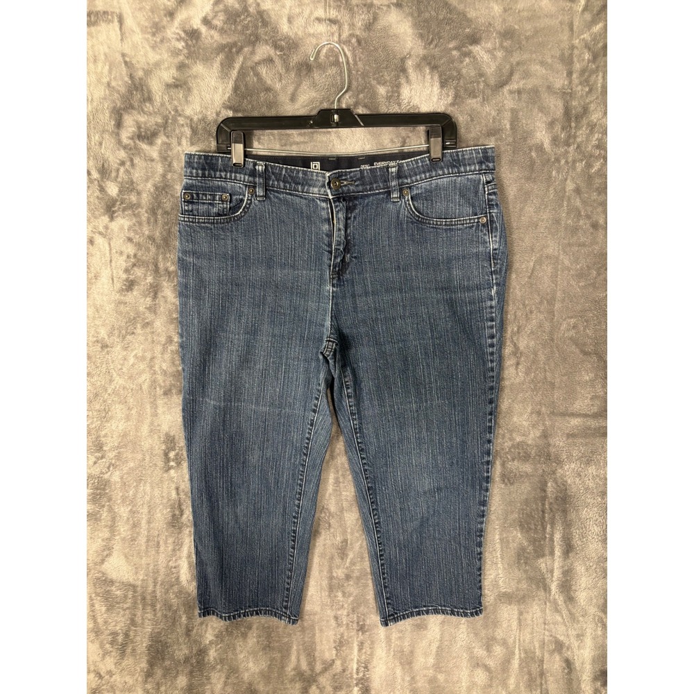 89th & Madison Everyday Favorite Medium Wash Denim Capri Jeans Women 14